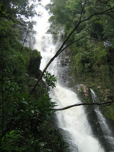 cascada-manto-de-la-virgen-paipa-colombia