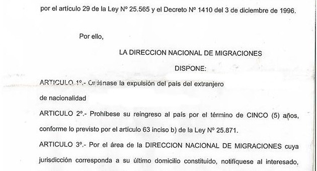 Carta expulsando de Argentina a un extranjero.