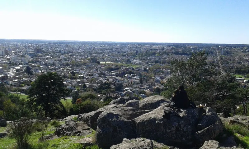 En el mirador Castillo Morisco, Tandil, Buenos Aires.